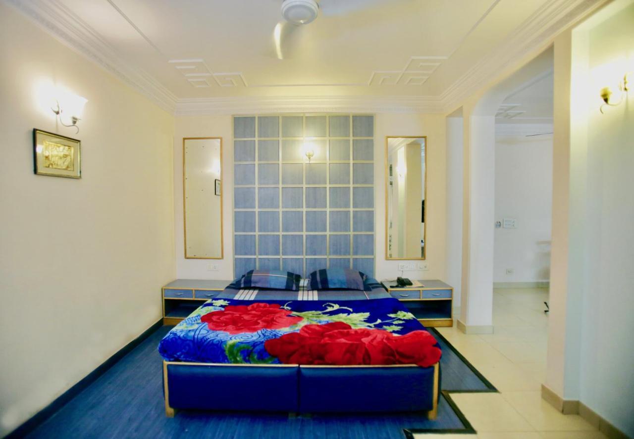 Hotel Madonna New Delhi Exterior photo