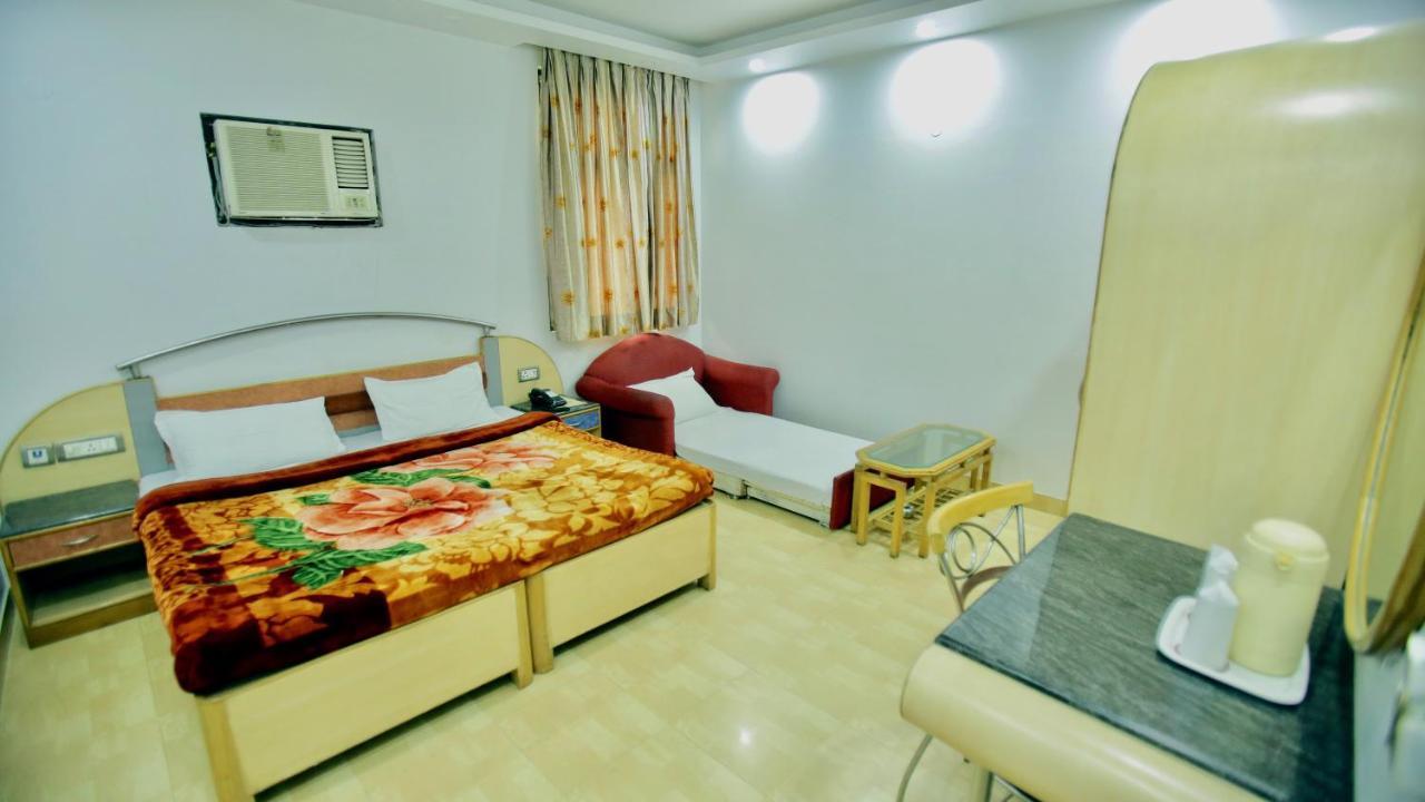 Hotel Madonna New Delhi Exterior photo